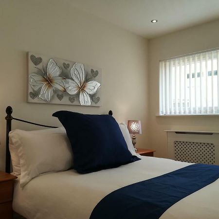 Stunning, Ground Floor, 2 bedroom apartment Swansea Exterior foto